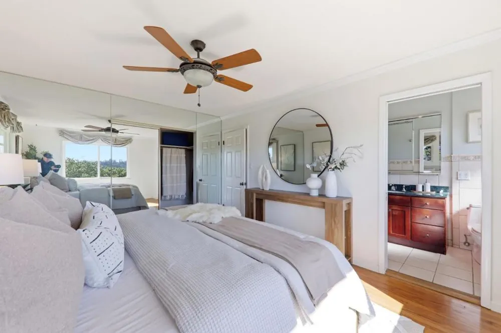 1548 Kingswood Drive Hillsborough, CA 94010