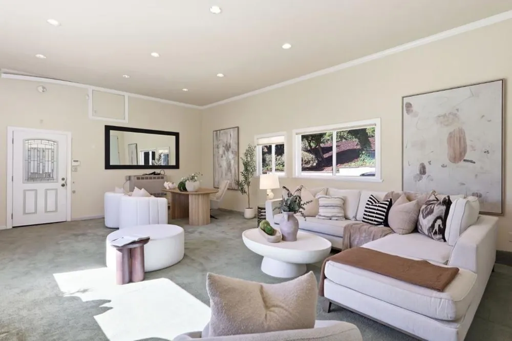 1548 Kingswood Drive Hillsborough, CA 94010