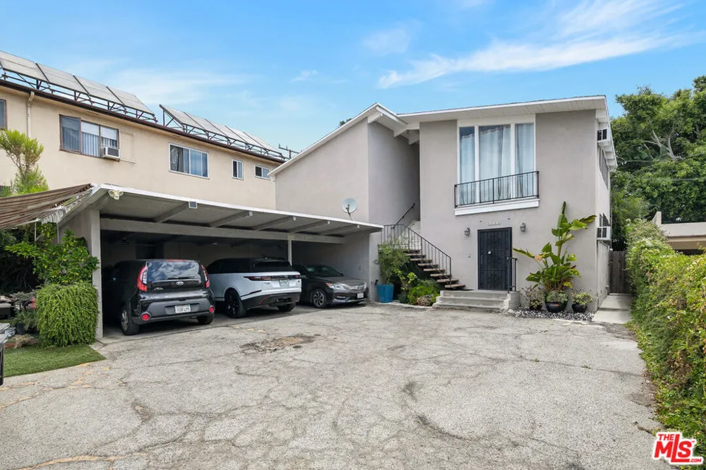 1154 Ogden Drive West Hollywood, CA 90046