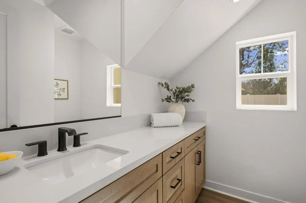 13780 Holly Oak Way Poway, CA 92064