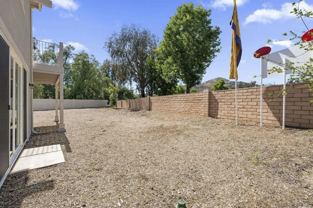 13780 Holly Oak Way Poway, CA 92064