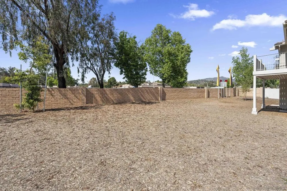 13780 Holly Oak Way Poway, CA 92064