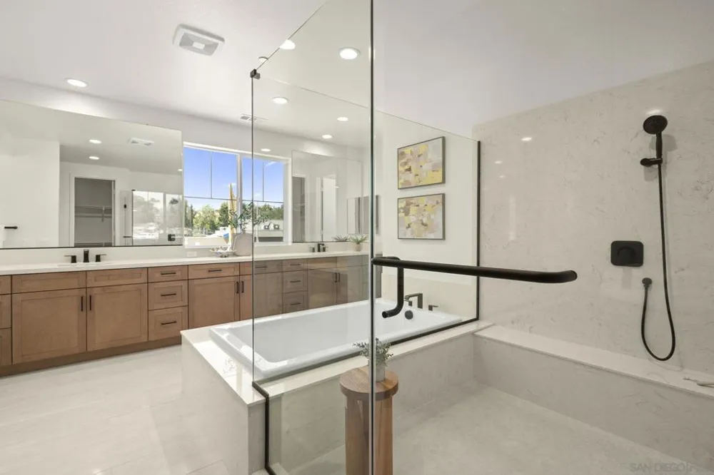 13780 Holly Oak Way Poway, CA 92064