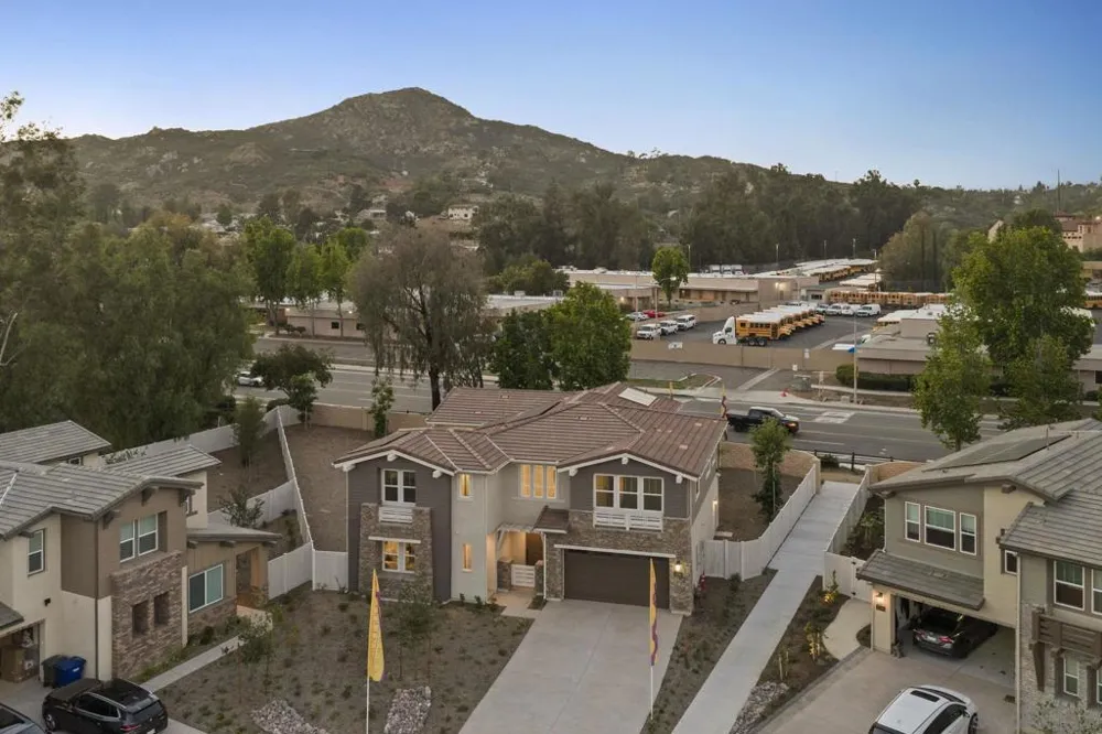 13780 Holly Oak Way Poway, CA 92064