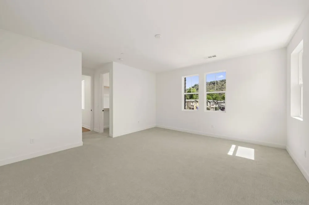 13780 Holly Oak Way Poway, CA 92064