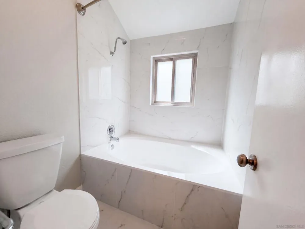10781 Portobelo San Diego, CA 92124