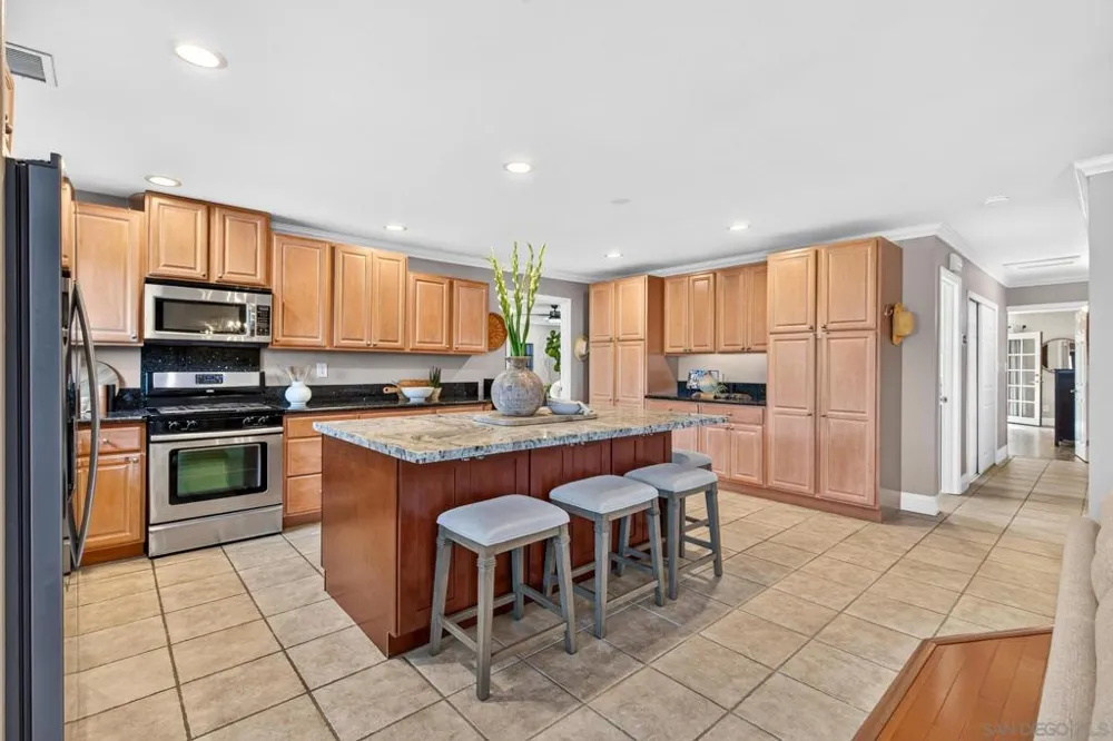3623 Fireway Dr. San Diego, CA 92111