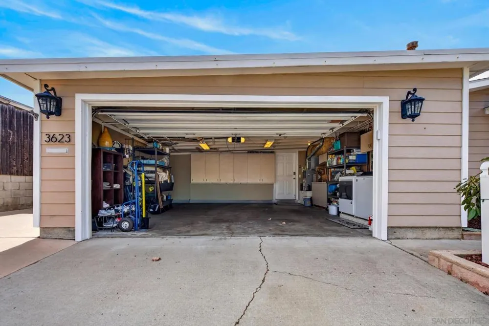 3623 Fireway Dr. San Diego, CA 92111