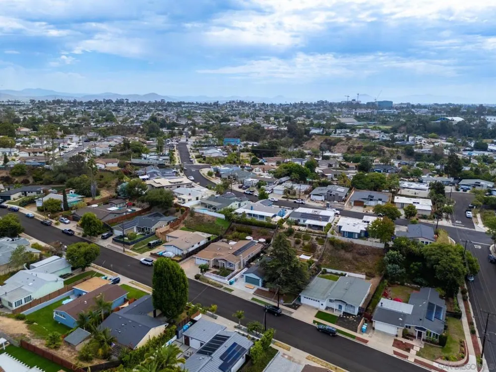 3623 Fireway Dr. San Diego, CA 92111