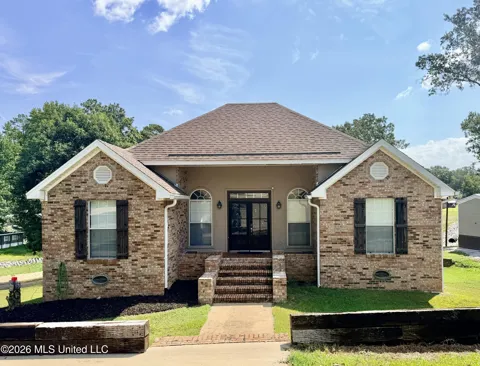 501 Lowe Circle