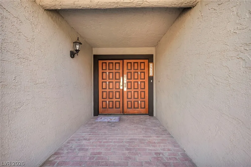3923 Landsdown Place Las Vegas, NV 89121