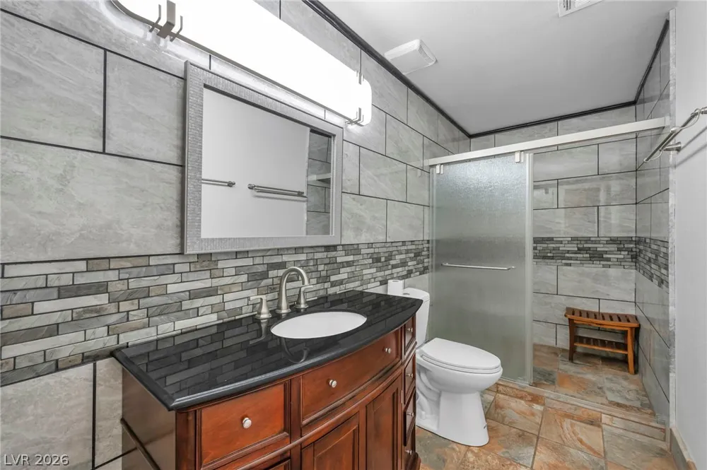 3923 Landsdown Place Las Vegas, NV 89121