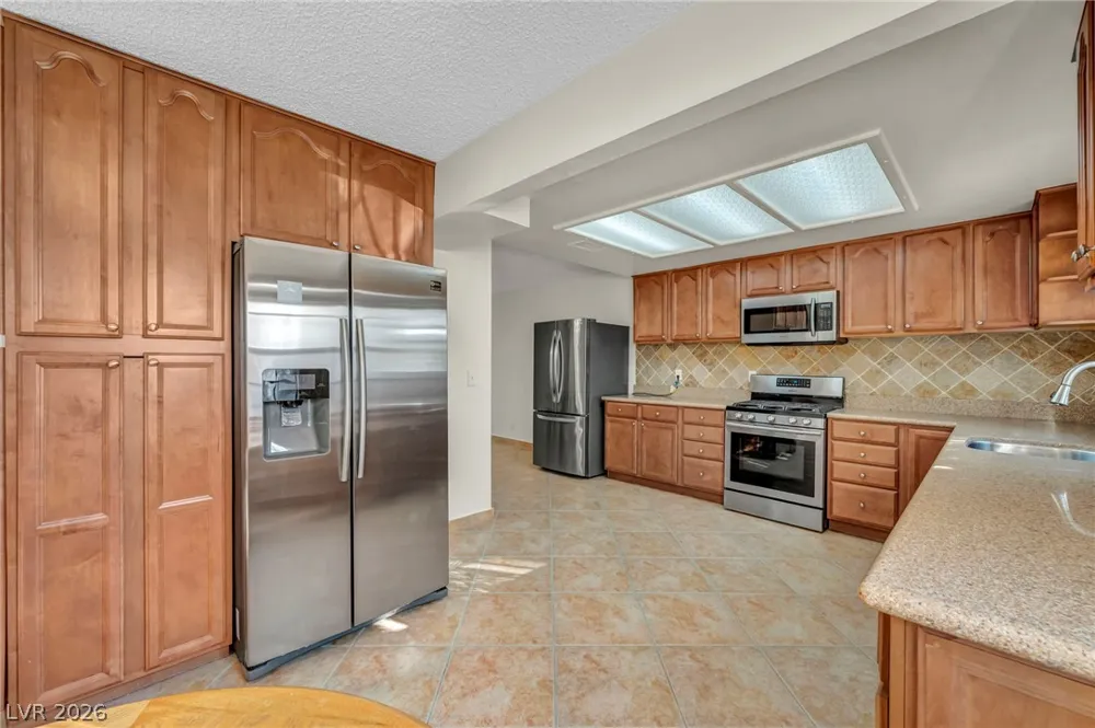 3923 Landsdown Place Las Vegas, NV 89121