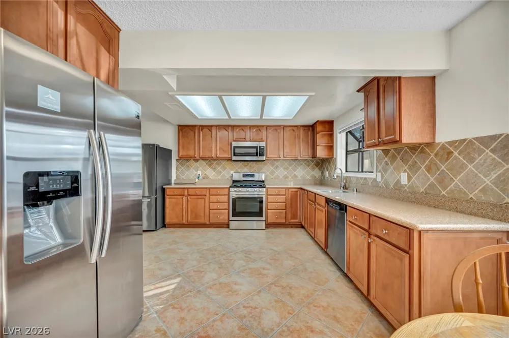 3923 Landsdown Place Las Vegas, NV 89121