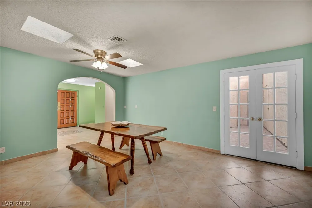3923 Landsdown Place Las Vegas, NV 89121