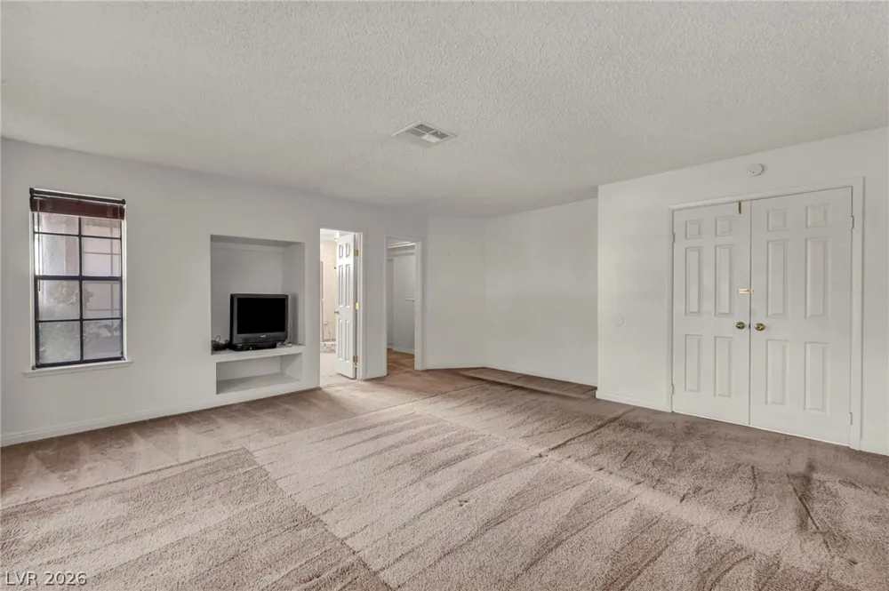 3923 Landsdown Place Las Vegas, NV 89121