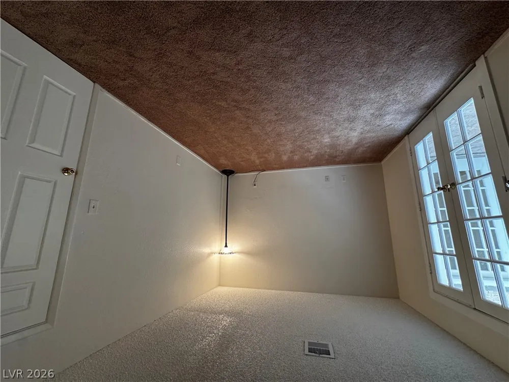 3923 Landsdown Place Las Vegas, NV 89121