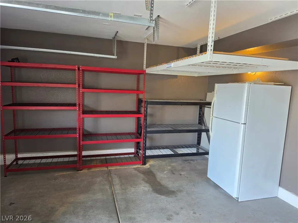 8593 Brackenfield Avenue Las Vegas, NV 89178