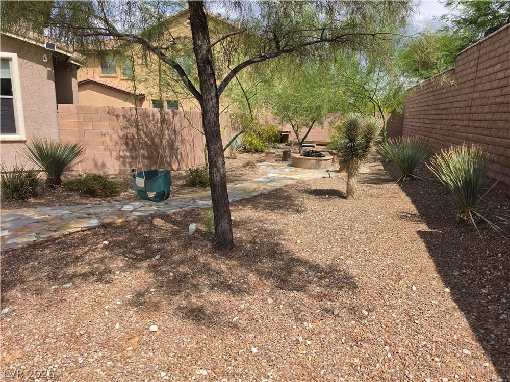 8593 Brackenfield Avenue Las Vegas, NV 89178
