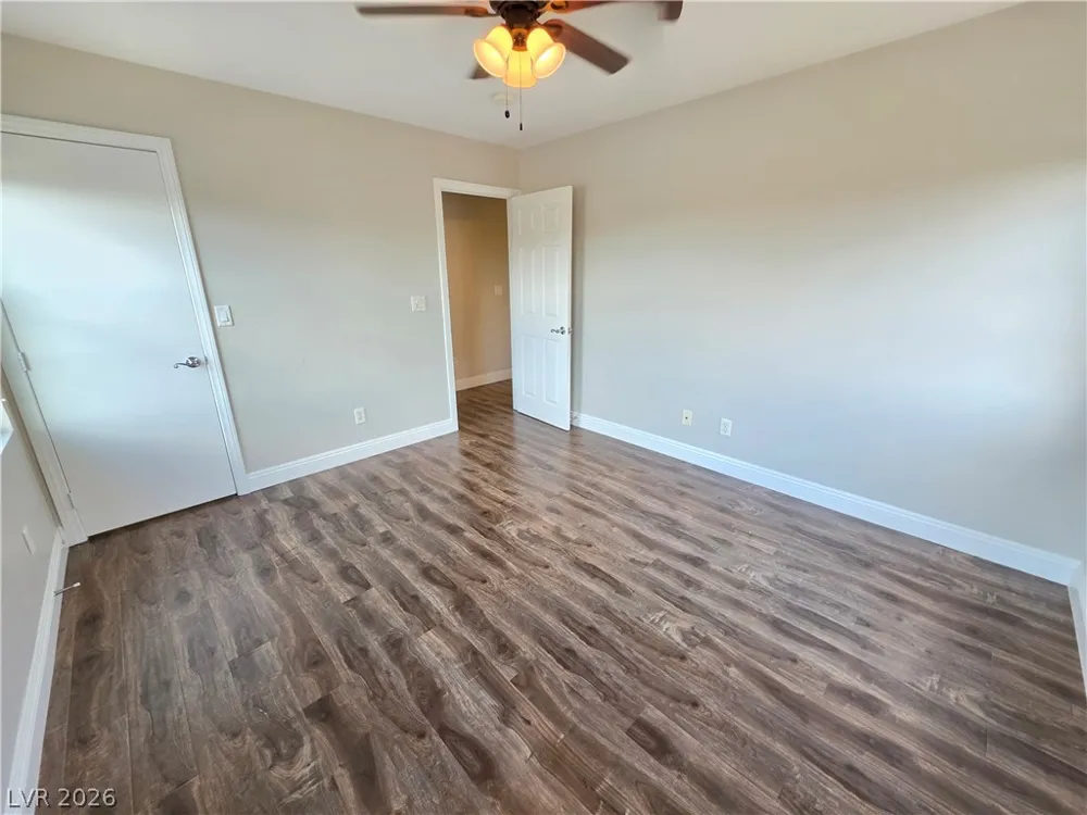 8593 Brackenfield Avenue Las Vegas, NV 89178