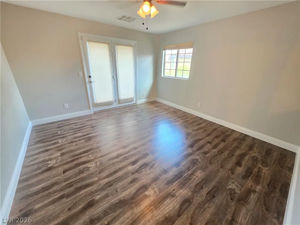 8593 Brackenfield Avenue Las Vegas, NV 89178