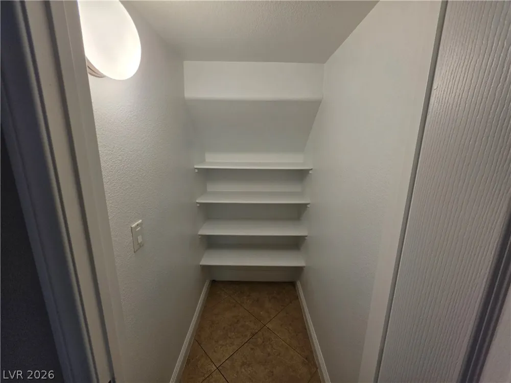 8593 Brackenfield Avenue Las Vegas, NV 89178