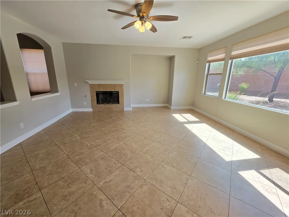 8593 Brackenfield Avenue Las Vegas, NV 89178