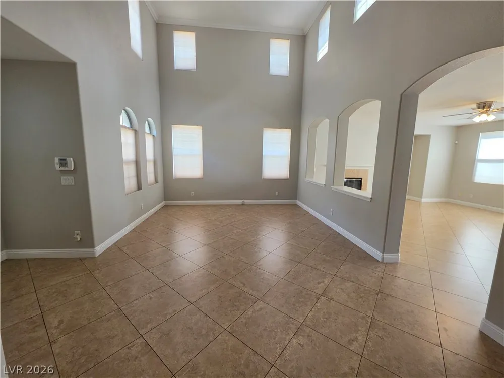 8593 Brackenfield Avenue Las Vegas, NV 89178