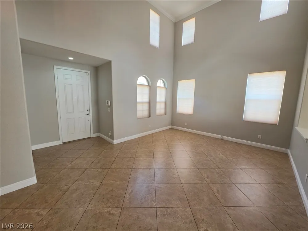 8593 Brackenfield Avenue Las Vegas, NV 89178