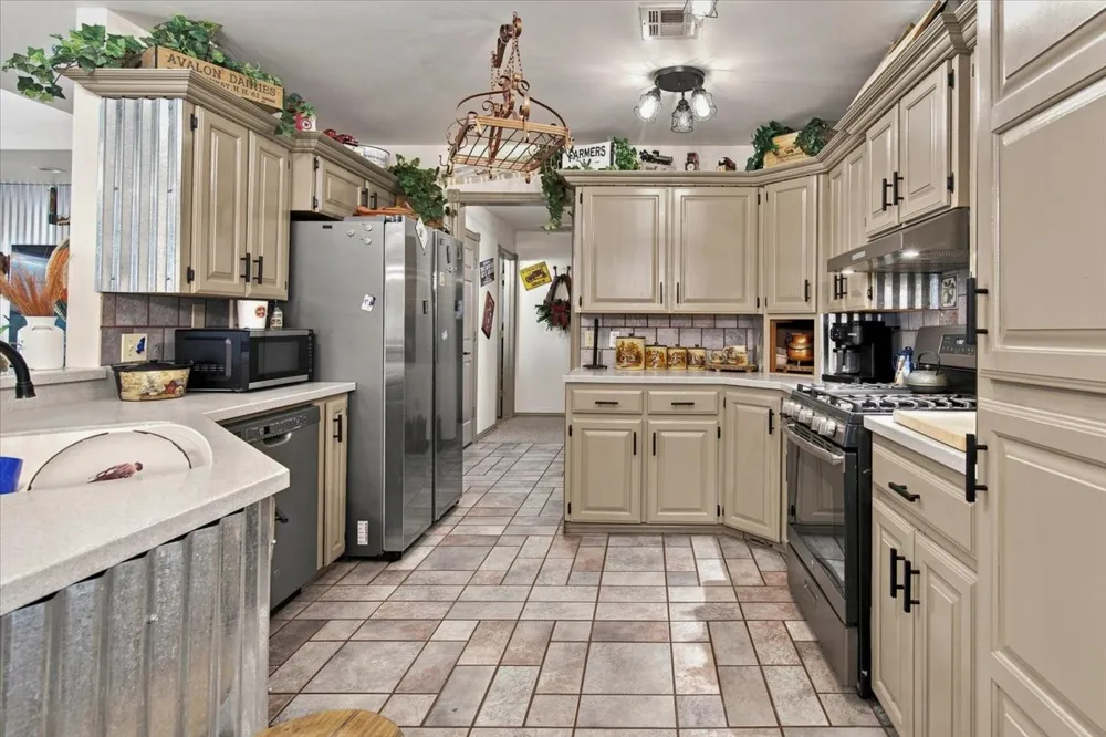 29155 S 4170 ROAD Inola, OK 74036