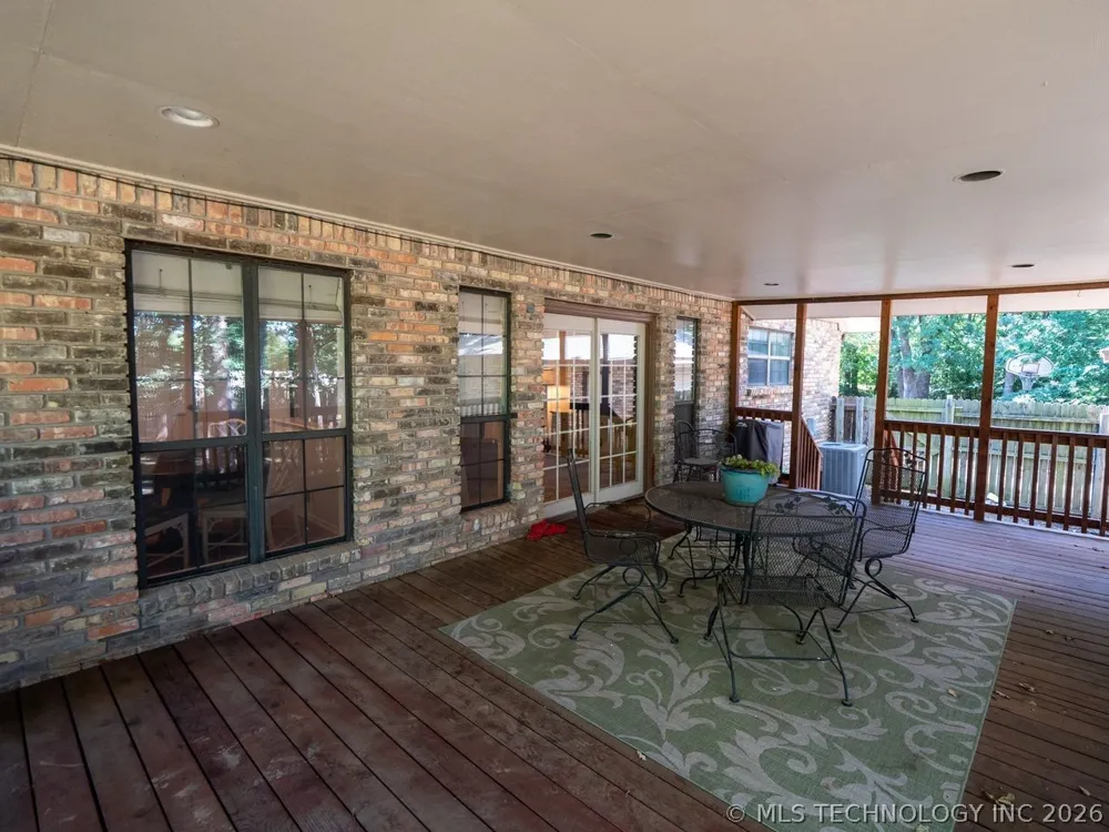 2717 Ridgeway Street Ardmore, OK 73401