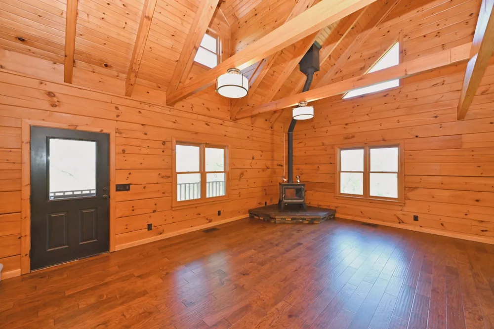 28 Edd Hackett Rd Pleasant Shade, TN 37145