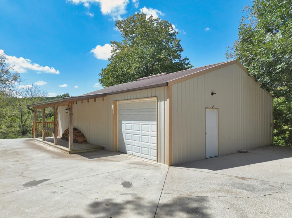 28 Edd Hackett Rd Pleasant Shade, TN 37145