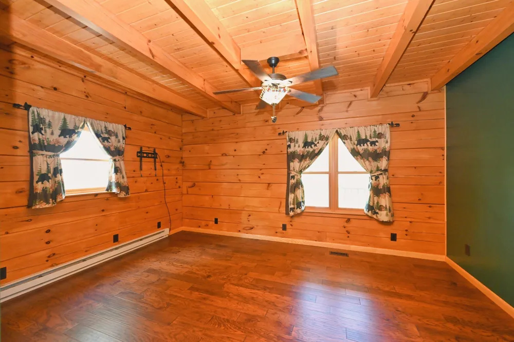 28 Edd Hackett Rd Pleasant Shade, TN 37145