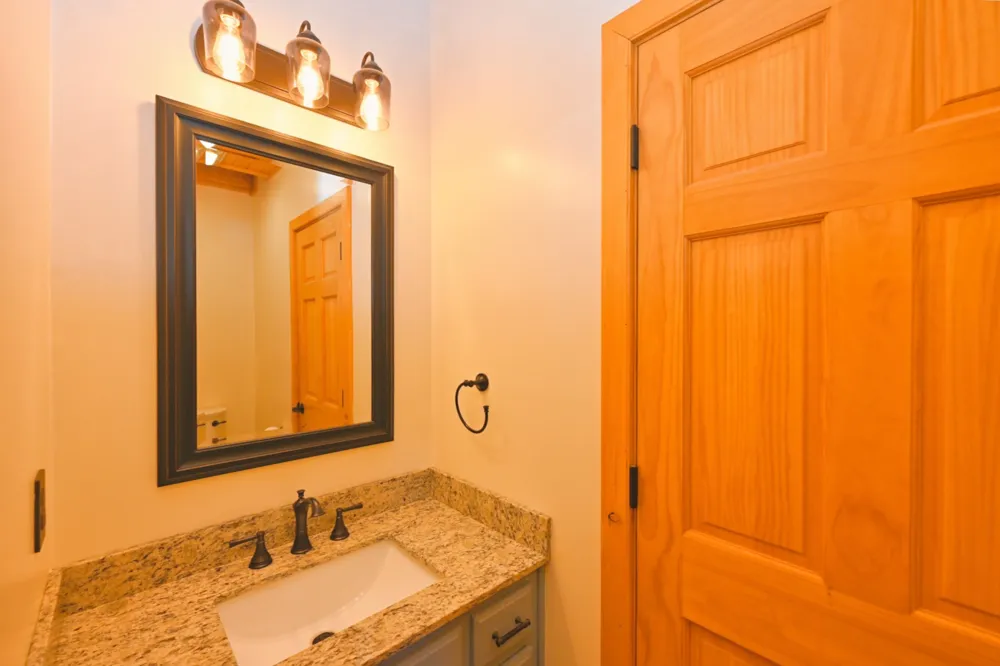28 Edd Hackett Rd Pleasant Shade, TN 37145