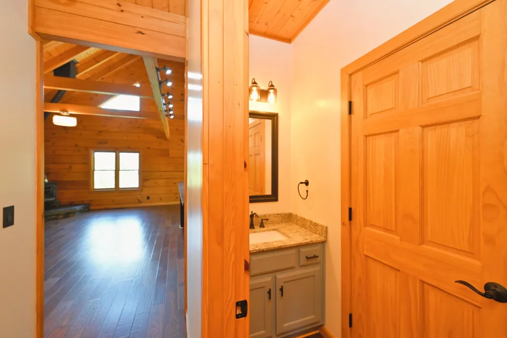 28 Edd Hackett Rd Pleasant Shade, TN 37145