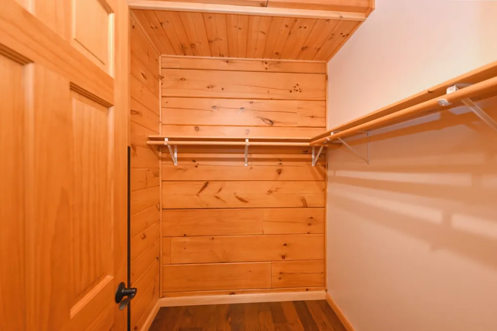 28 Edd Hackett Rd Pleasant Shade, TN 37145