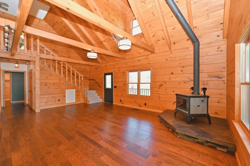 28 Edd Hackett Rd Pleasant Shade, TN 37145