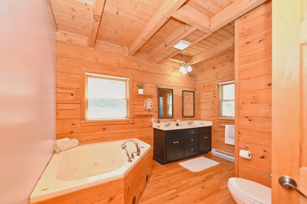 28 Edd Hackett Rd Pleasant Shade, TN 37145