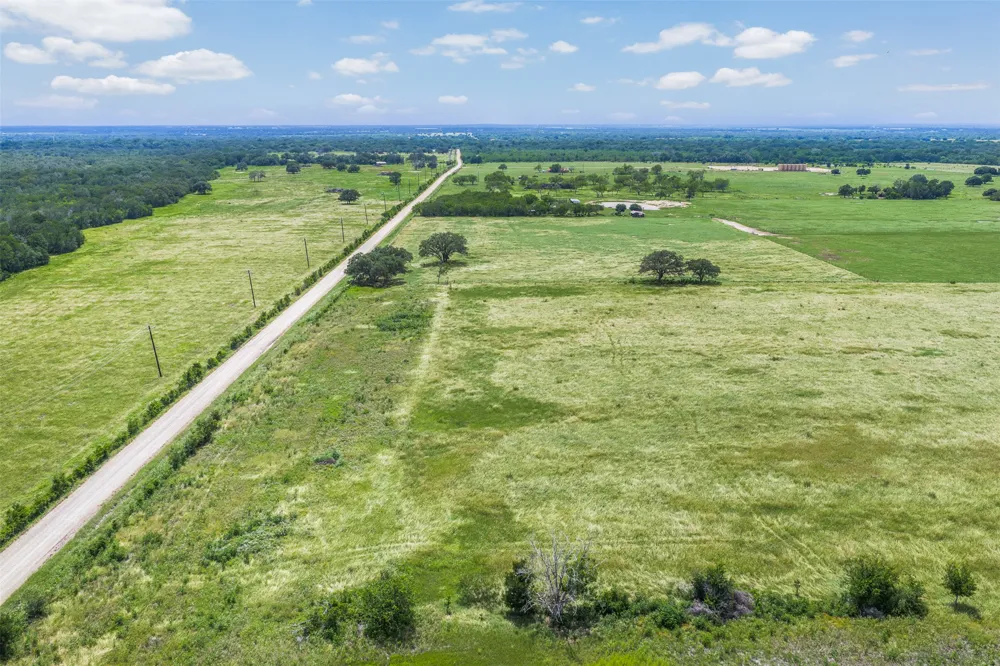6 Fm 795 Gonzales, TX 78629