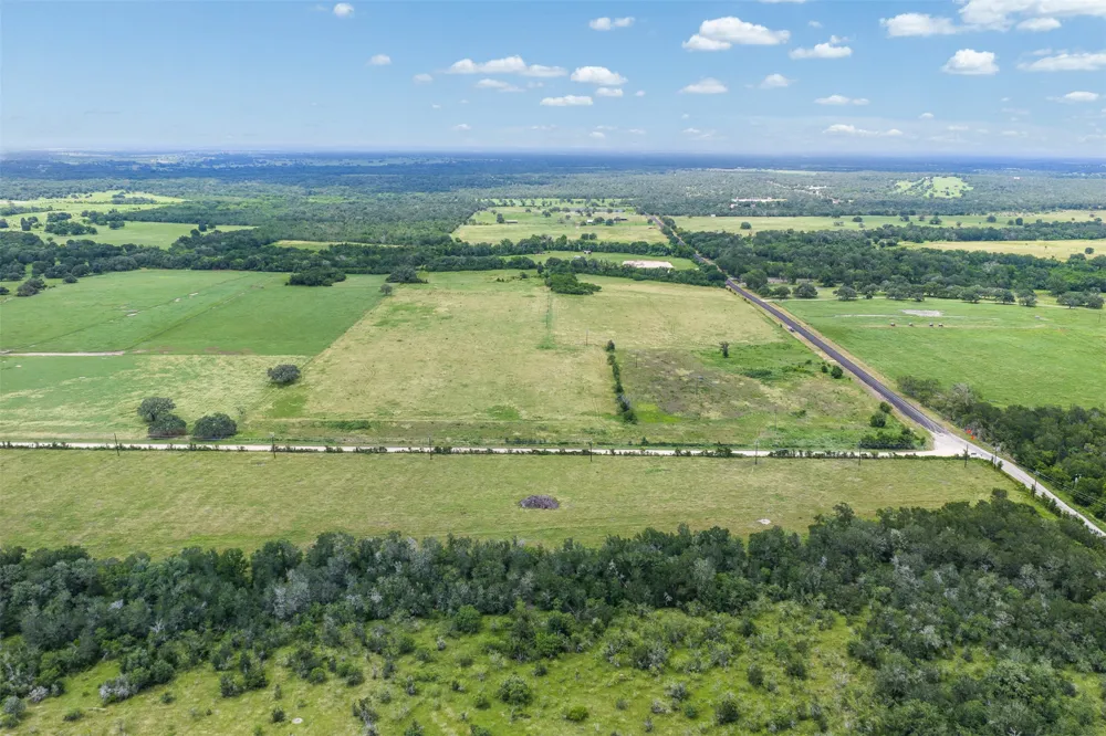 6 Fm 795 Gonzales, TX 78629