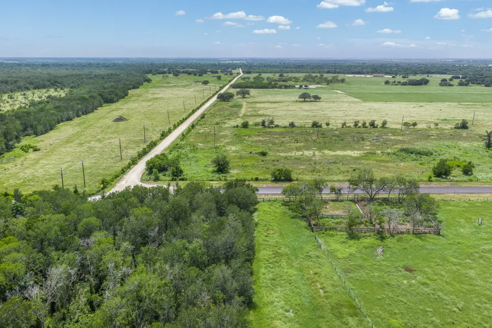6 Fm 795 Gonzales, TX 78629