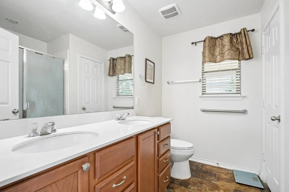 260 Cushman Drive Kyle, TX 78640