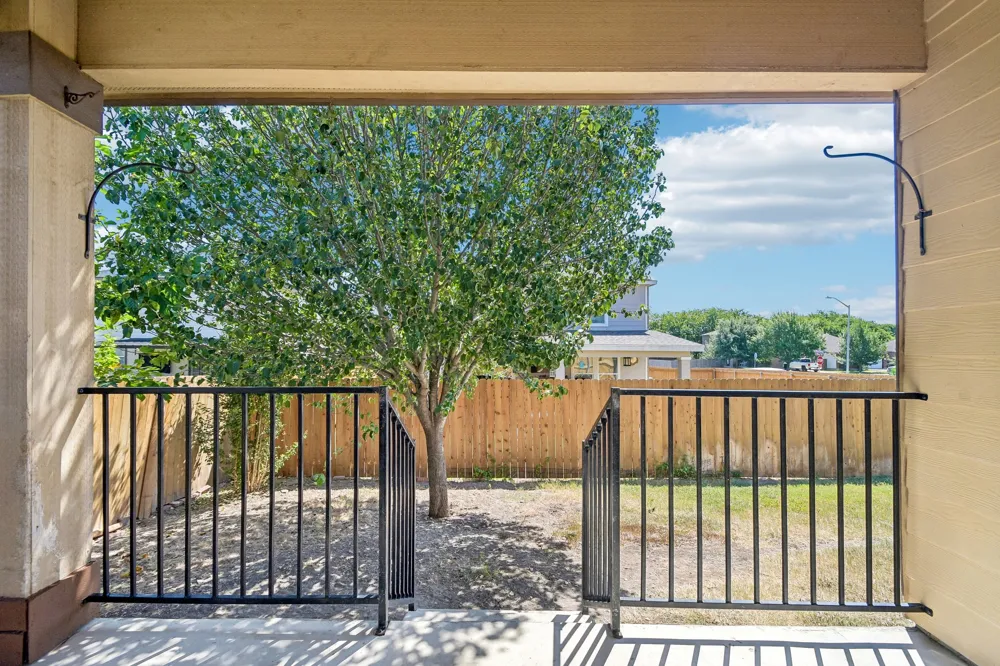 260 Cushman Drive Kyle, TX 78640