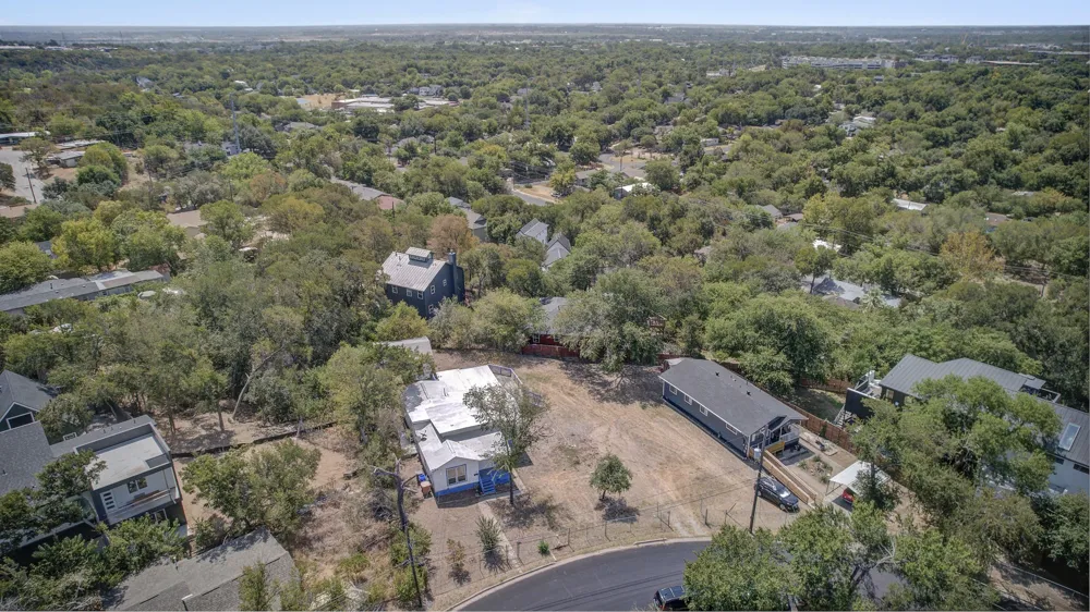 1115 Mansell Avenue Austin, TX 78721