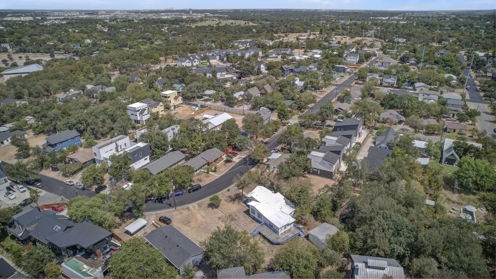 1115 Mansell Avenue Austin, TX 78721