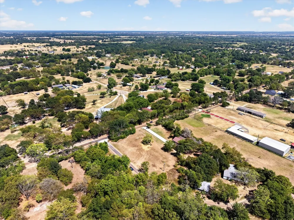 12226 County Road 316 Terrell, TX 75161