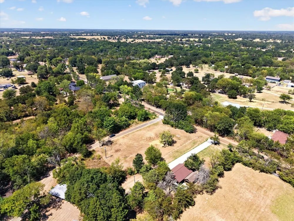 12226 County Road 316 Terrell, TX 75161