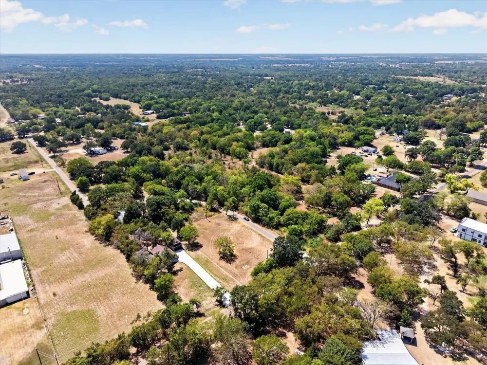 12226 County Road 316 Terrell, TX 75161