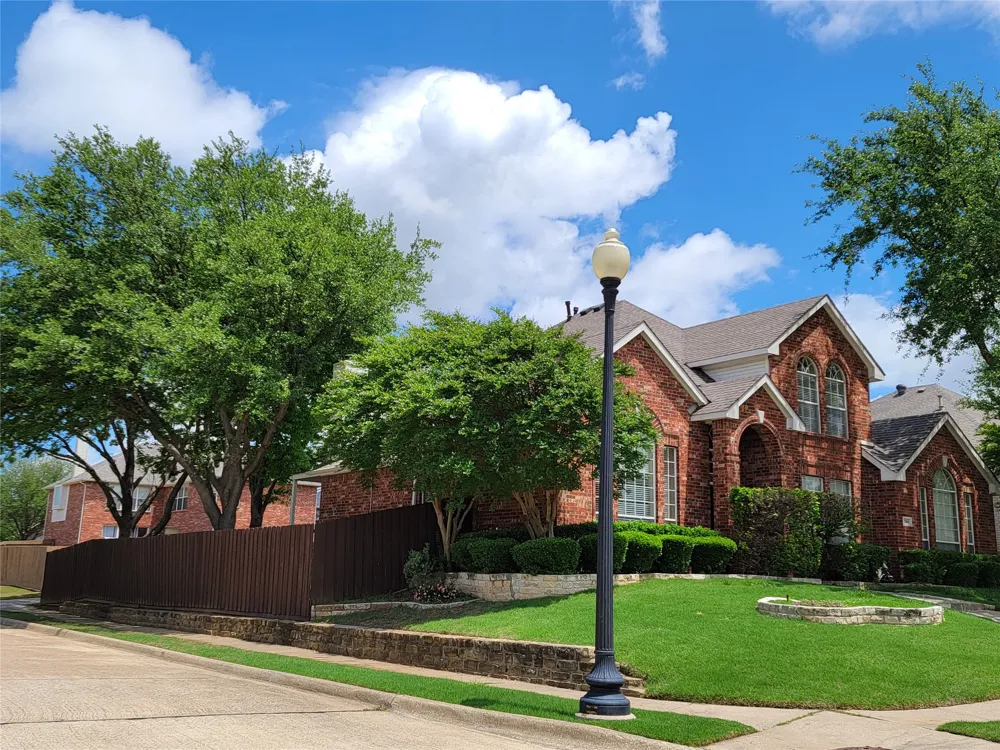 1464 Summerhill Drive Carrollton, TX 75007